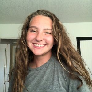 Meet your Posher, Iris